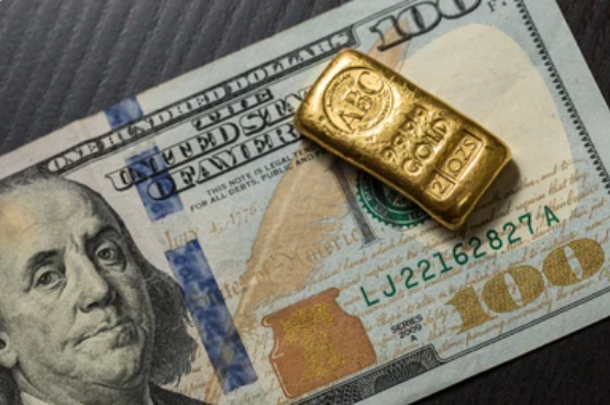 Should You Buy Gold Before the Next Fed Rate Cut? Experts Debate